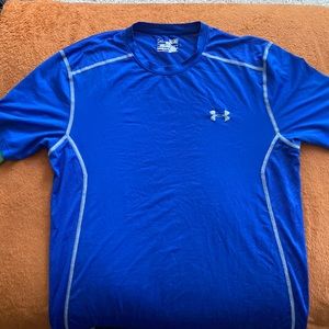 Under Armour M fitted Heat Gear shirt